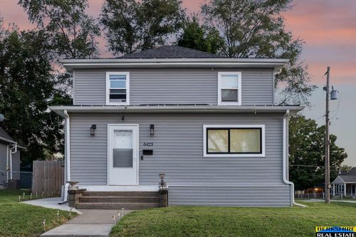 6423 Maple St, Omaha, NE, 68104-4063 | Card Image