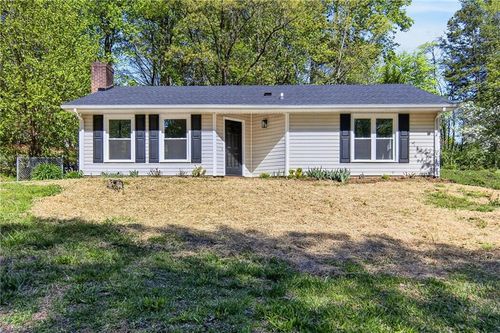 2014 Creekwood Dr, Greensboro, NC, 27407-2812 | Card Image
