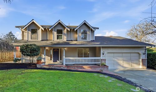 15931 22nd Avenue Sw, Burien, WA, 98166 | Card Image