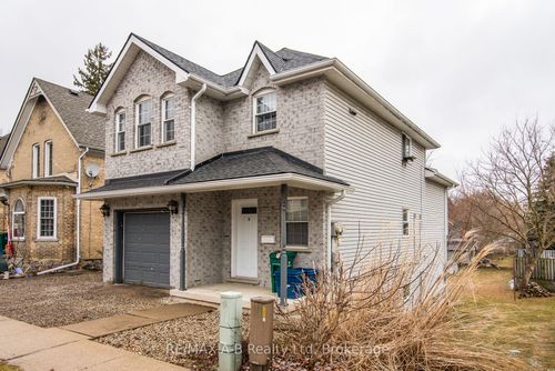 209 Jacob St, New Hamburg, ON, N3A1C5 | Card Image