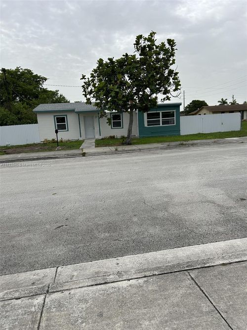 22020 Sw 115th Ct, Miami, FL, 33170-4604 | Card Image
