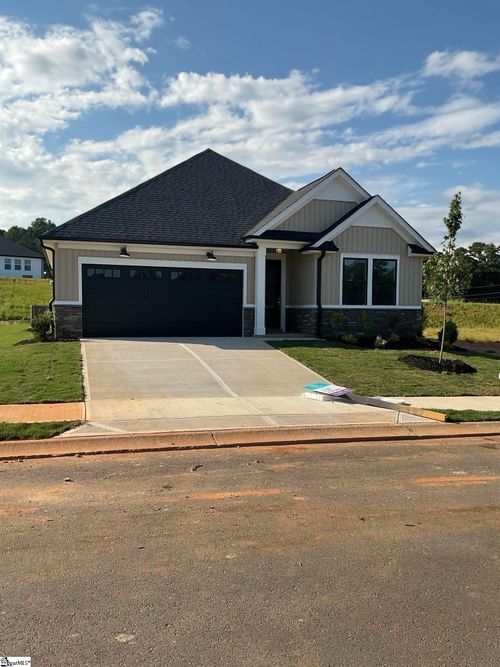 117 Eagle Creek Dr, Central, SC, 29630-9166 | Card Image