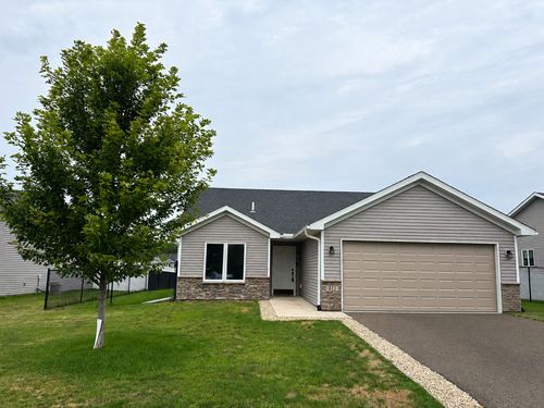 411 Staples Rd, OSCEOLA, WI, 54020-4374 | Card Image