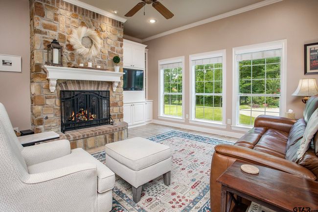 11208 Marsh Wren Cir, House other with 4 bedrooms, 3 bathrooms and null parking in Flint TX | Image 15