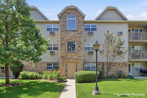 2d-1443 Spring Brook Ct, Round Lake Beach, IL, 60073-4615 | Card Image