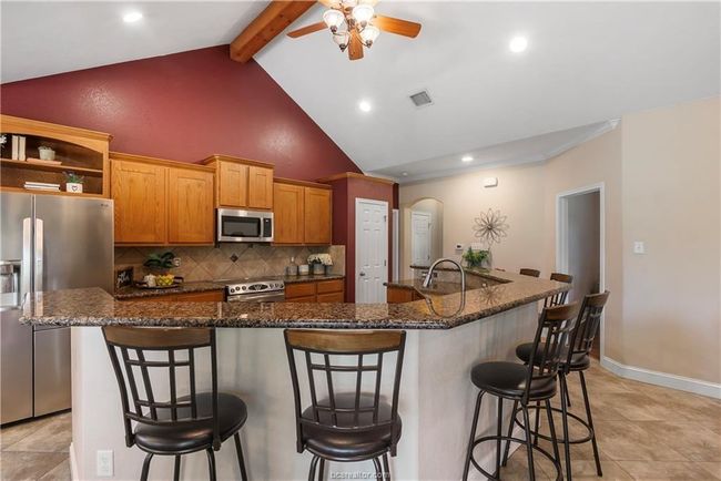 6443 Hardy Weedon Rd, House other with 3 bedrooms, 2 bathrooms and 1 parking in College Station TX | Image 11