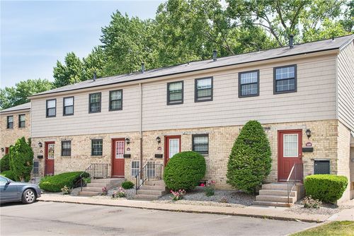 245 Chartwell Ct, Rochester, NY, 14618-5305 | Card Image