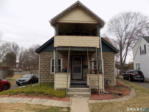 106 Bohemia St, Plainville, CT, 06062-2122 | Card Image