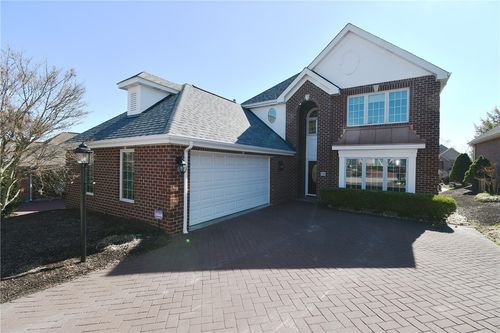 215 Victoria Ln, Canonsburg, PA, 15317-2695 | Card Image