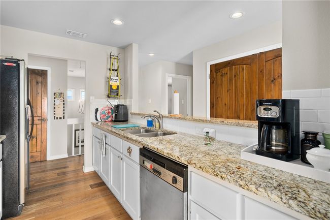 213 Port Saint Claire, House other with 3 bedrooms, 3 bathrooms and null parking in City by the Sea TX | Image 12