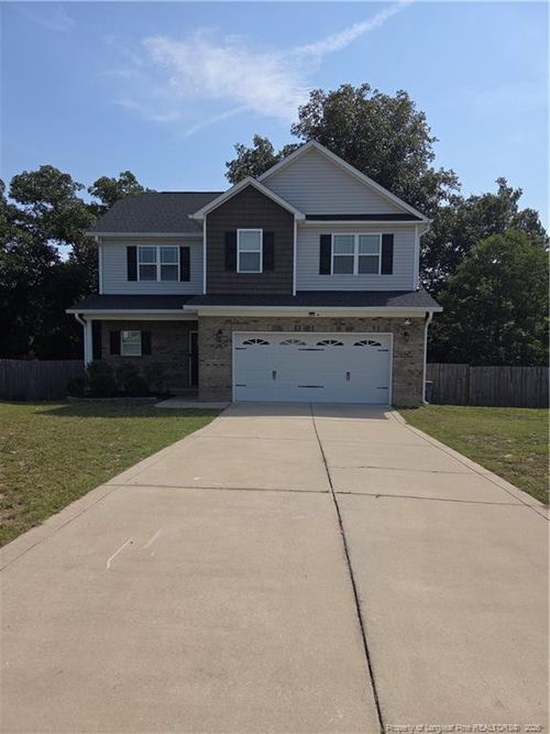 106 Lark Ct, Fayetteville, NC, 28306-8239 | Card Image