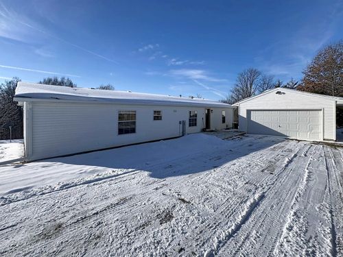 1739 120th Ave, Aledo, IL, 61231-8747 | Card Image