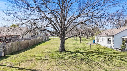 lot-11-207 N Eubank Street, Tom Bean, TX, 75489 | Card Image