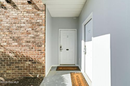 3901-142 Avian Dr, Sunset Beach, NC, 28468-0117 | Card Image