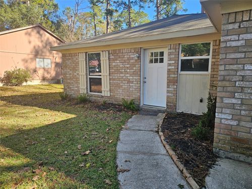 105 E Wavy Oak Cir, The Woodlands, TX, 77381-2841 | Card Image