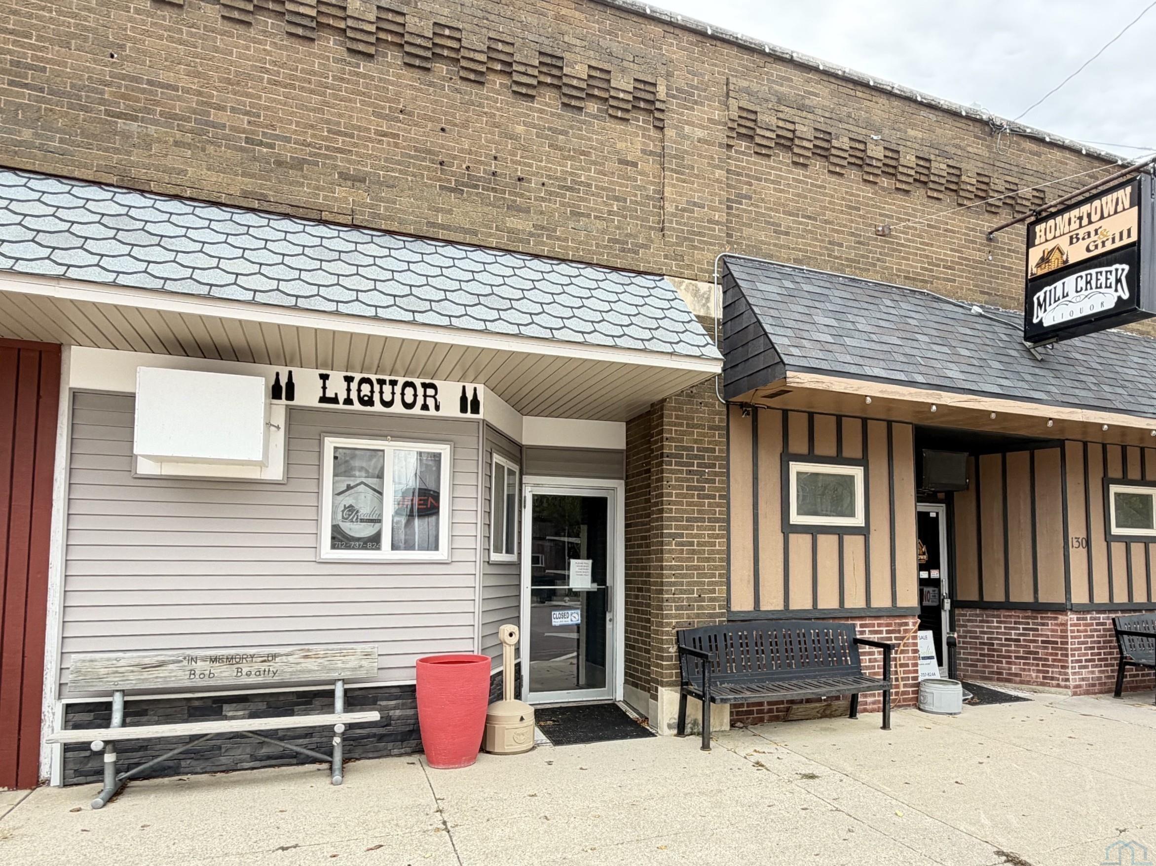 132 N Main St, Paullina, IA 51046
