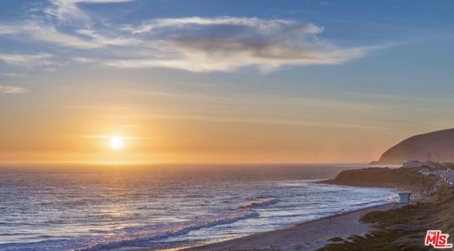 q-11770 Pacific Coast Hwy, MALIBU, CA, 90265-2202 | Card Image