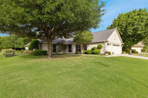 9300 Malibu Ct, Denton, TX, 76207-6642 | Card Image