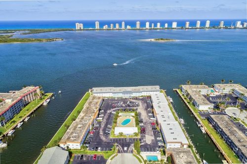 307-100 Shore 307 Court, North Palm Beach, FL, 33408 | Card Image