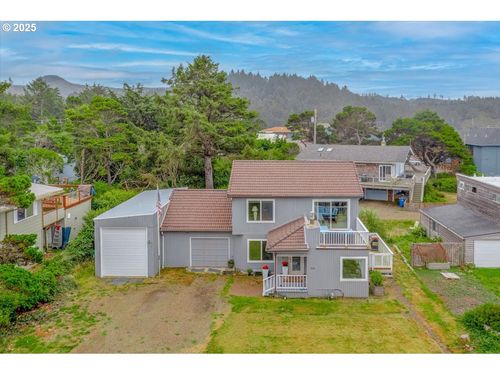 60 Raven Ln, Depoe Bay, OR, 97341-9612 | Card Image
