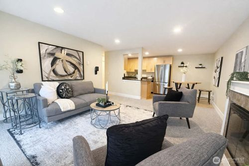 c208-21307 48th Ave W, Mountlake Terrace, WA, 98043-3442 | Card Image