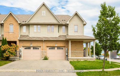 83 Bankfield Cres, House attached with 3 bedrooms, 4 bathrooms and 3 parking in Stoney Creek ON | Image 3