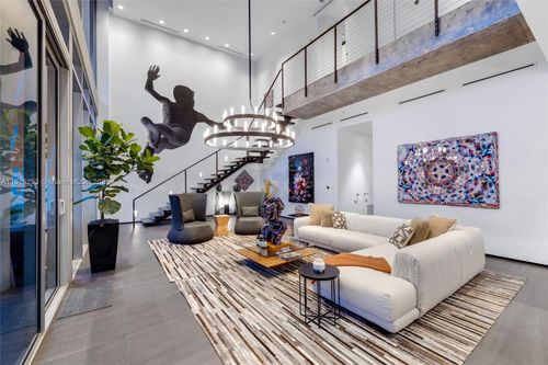 pha-250 Nw 24th St, Miami, FL, 33127-4337 | Card Image