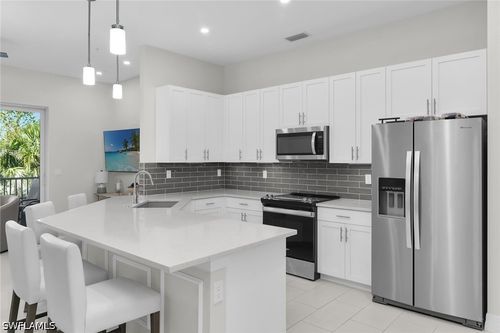 202-268 Indies Dr E, NAPLES, FL, 34114-9920 | Card Image