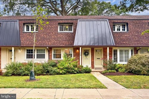 108 W Annandale Rd, FALLS CHURCH, VA, 22046-4206 | Card Image