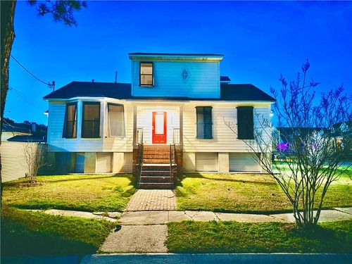711 Polk St, New Orleans, LA, 70124-2945 | Card Image