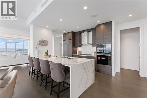 2701-1181 Sunset Dr, Kelowna, BC, V1Y0L4 | Card Image