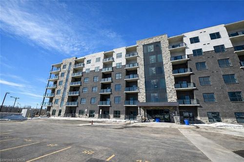 414-1000 Pl Lackner, Kitchener, ON, N2A0L9 | Card Image