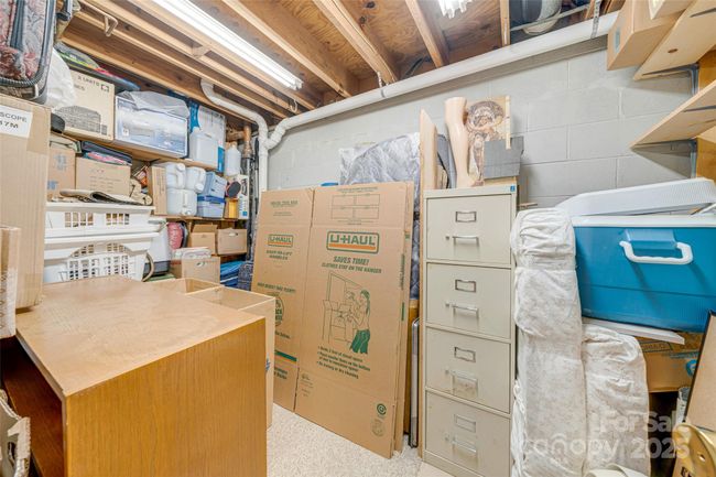 23 Zephyr Dr, House other with 4 bedrooms, 2 bathrooms and null parking in Asheville NC | Image 36