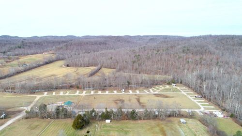 4065 Copper Creek Rd, Crab Orchard, KY, 40419-8880 | Card Image