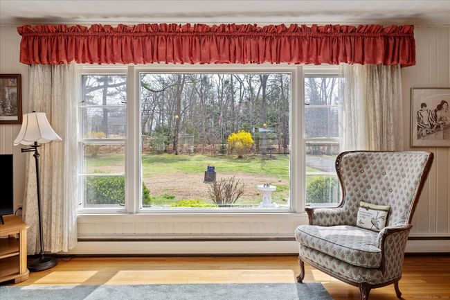 337 Wauregan Rd, House other with 3 bedrooms, 2 bathrooms and 8 parking in Killingly CT | Image 7