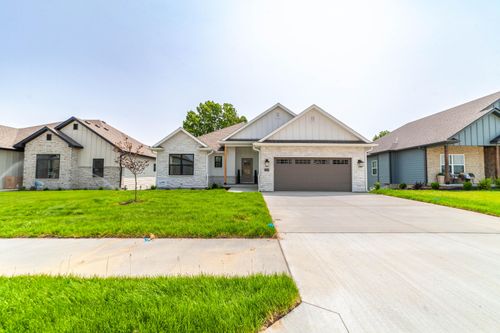 5104 Modesto Dr, COLUMBIA, MO, 65203-5757 | Card Image