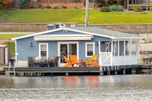 1258 Lakeside Dr, Harveys Lake, PA, 18618-3117 | Card Image