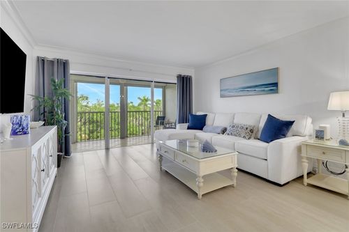 410-1 Bluebill Ave, NAPLES, FL, 34108-1702 | Card Image
