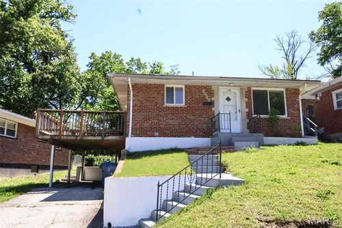 4300 Begg Boulevard, Northwoods, MO, 63121 | Card Image