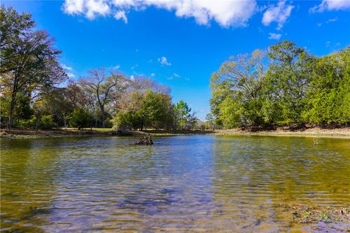 31174 Courtney Rd, Navasota, TX, 77868-5118 | Card Image