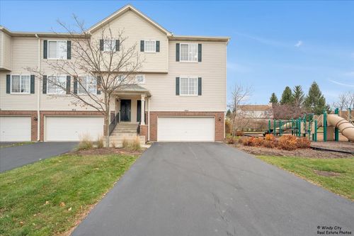 464 Evergreen Cir, Gilberts, IL, 60136-4054 | Card Image