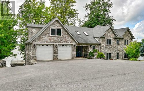 62 Lakeside Beach Rd, Port Perry, ON, L9L1B4 | Card Image