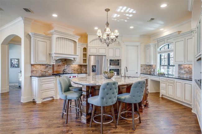 1204 E Scandinavian Ct, House other with 4 bedrooms, 4 bathrooms and null parking in Granbury TX | Image 21