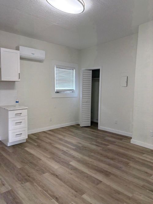 c-637 N 2nd St, Fort Pierce, FL, 34950-9115 | Card Image