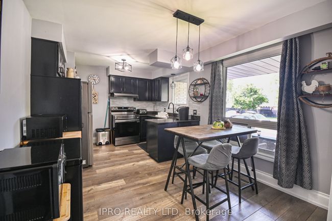 3106 Chipman Cres, House other with 3 bedrooms, 1 bathrooms and 2 parking in Niagara Falls ON | Image 6