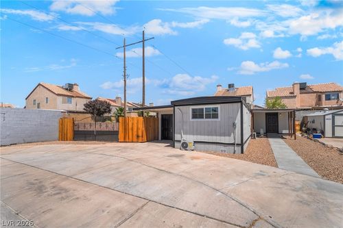5402 Tahoe Dr, Las Vegas, NV, 89142-2631 | Card Image