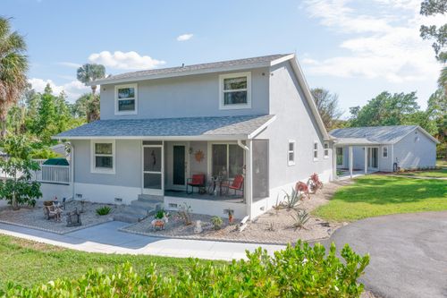 260 8th St Ne, Naples, FL, 34120-2043 | Card Image