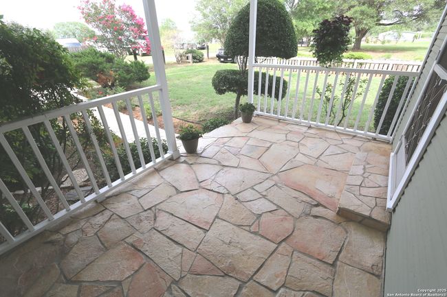 6359 Cooksey Rd, House other with 3 bedrooms, 2 bathrooms and null parking in Adkins TX | Image 11