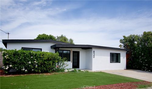 820 Iris Ave, Imperial Beach, CA, 91932-3427 | Card Image