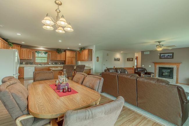 5995 Section Line Road, House other with 5 bedrooms, 3 bathrooms and null parking in RIDGEWAY WI | Image 16